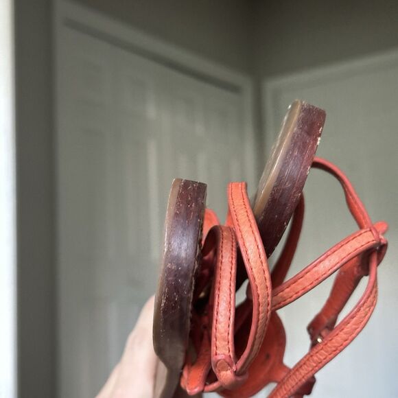 Tory Burch Women's Emmy T-Strap Logo Flat Orange Leather Sandals size 6M - Picture 9 of 12